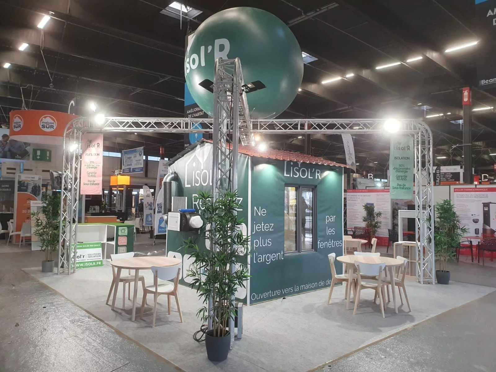 sph&egrave;re h&eacute;lium 2.50m Isol'R, verte, salon, foire de bordeau 2023