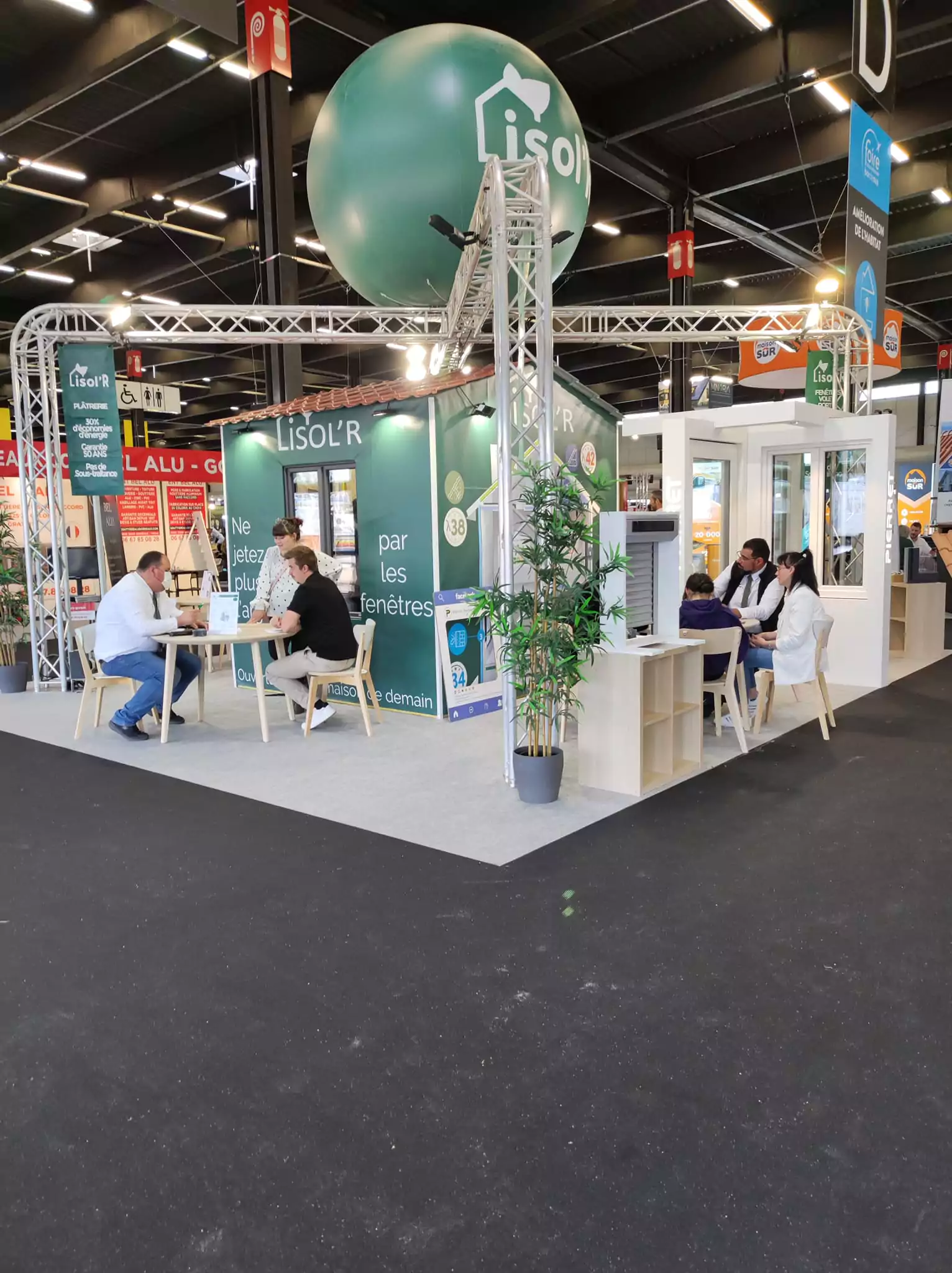 sph&egrave;re h&eacute;lium 2.50m Isol'R, verte, salon, foire de bordeau 2023