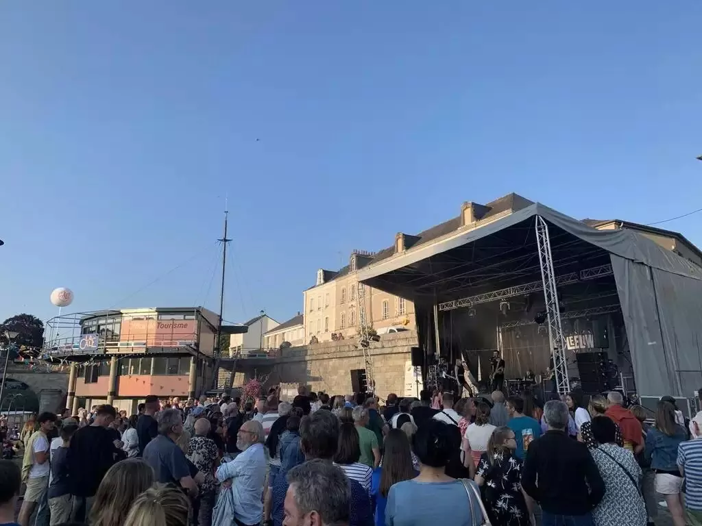 Ballon sur tr&eacute;pied 1m60 &ndash; Image 2