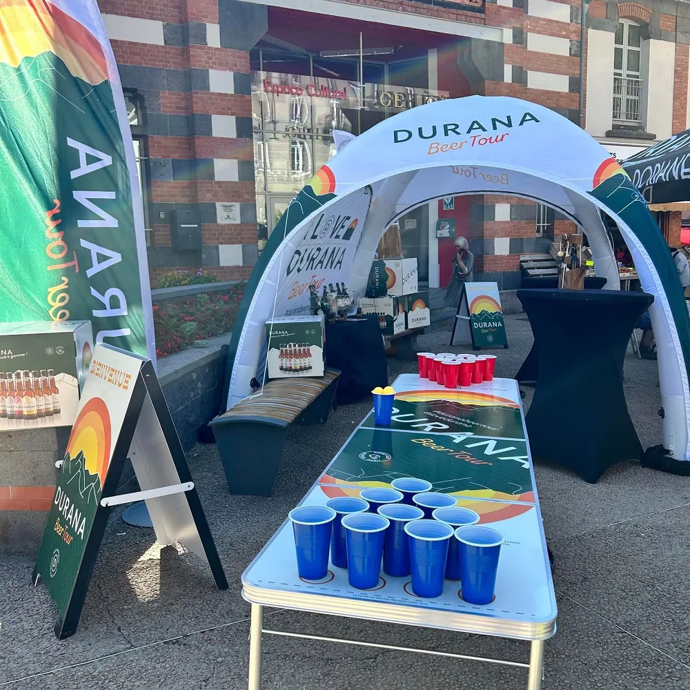 Tente gonflable publicitaire animation commerciale