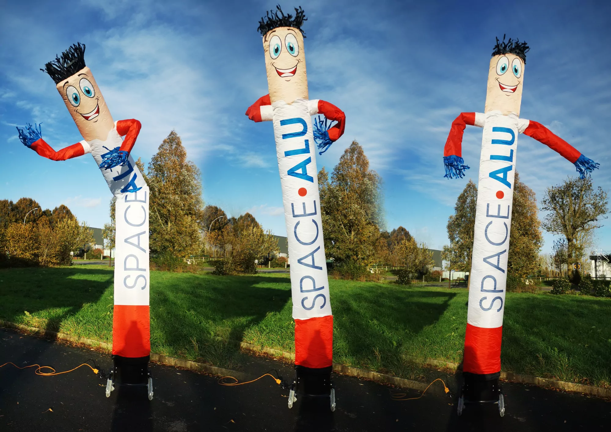 mascotte dynamique gonflable space alu