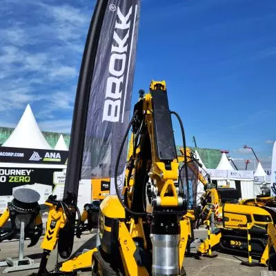 Drapeau gonflable 8m