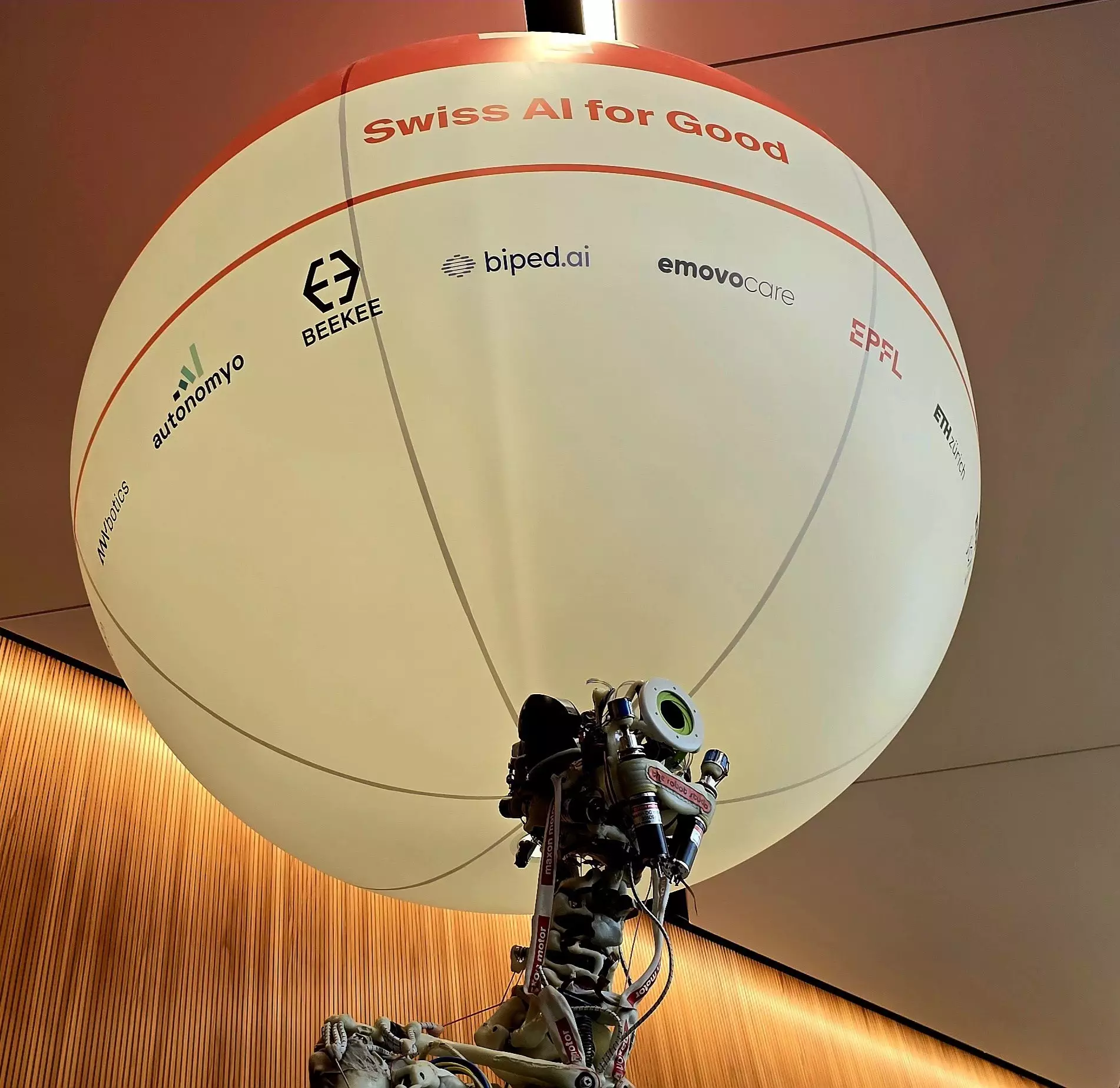 Ballon sur tr&eacute;pied 1m30 &ndash; Image 3