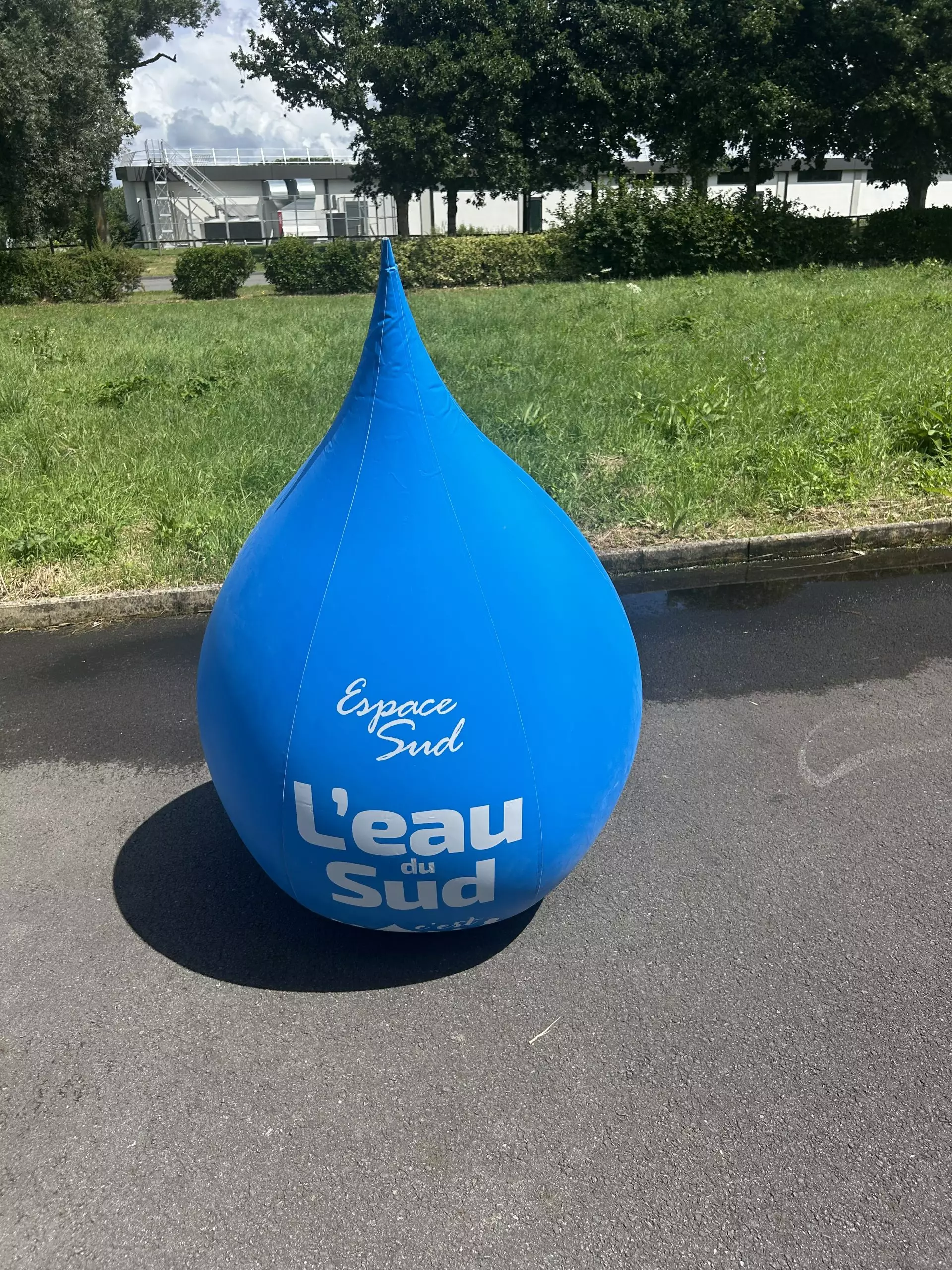 goutte d'eau gonflable 1.50m